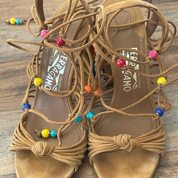 FERRAGAMO Light Brown Suede and Multi-Color Beaded Strappy Sandals. - Picture 4 of 4